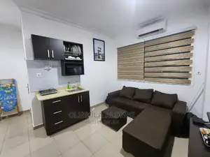 Masterpiece Super Studio Apt+ Starlink Internet, Breakfast+ Daily Rate