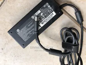 Hp Big Pin 120w U K Used Laptop Chargers , 120w