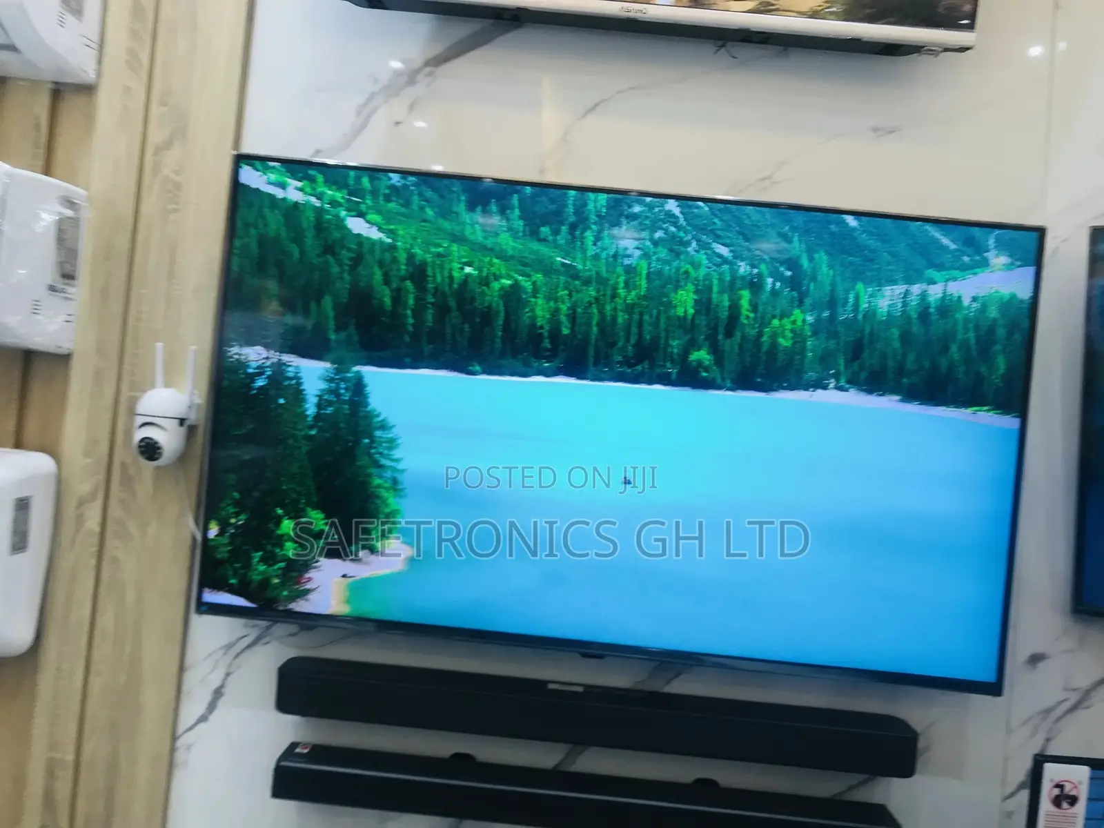 Samsung UHD LED 50 Inches Glossy Au70 Tv