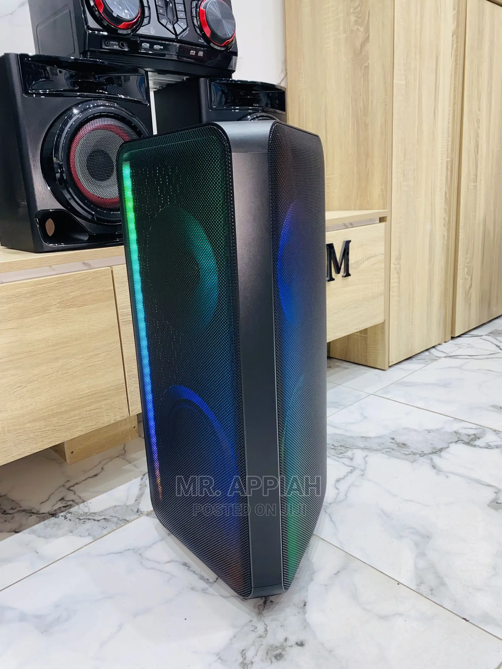 Lovely  Samsung Mx-St50b Bluetooth Speaker(Black).