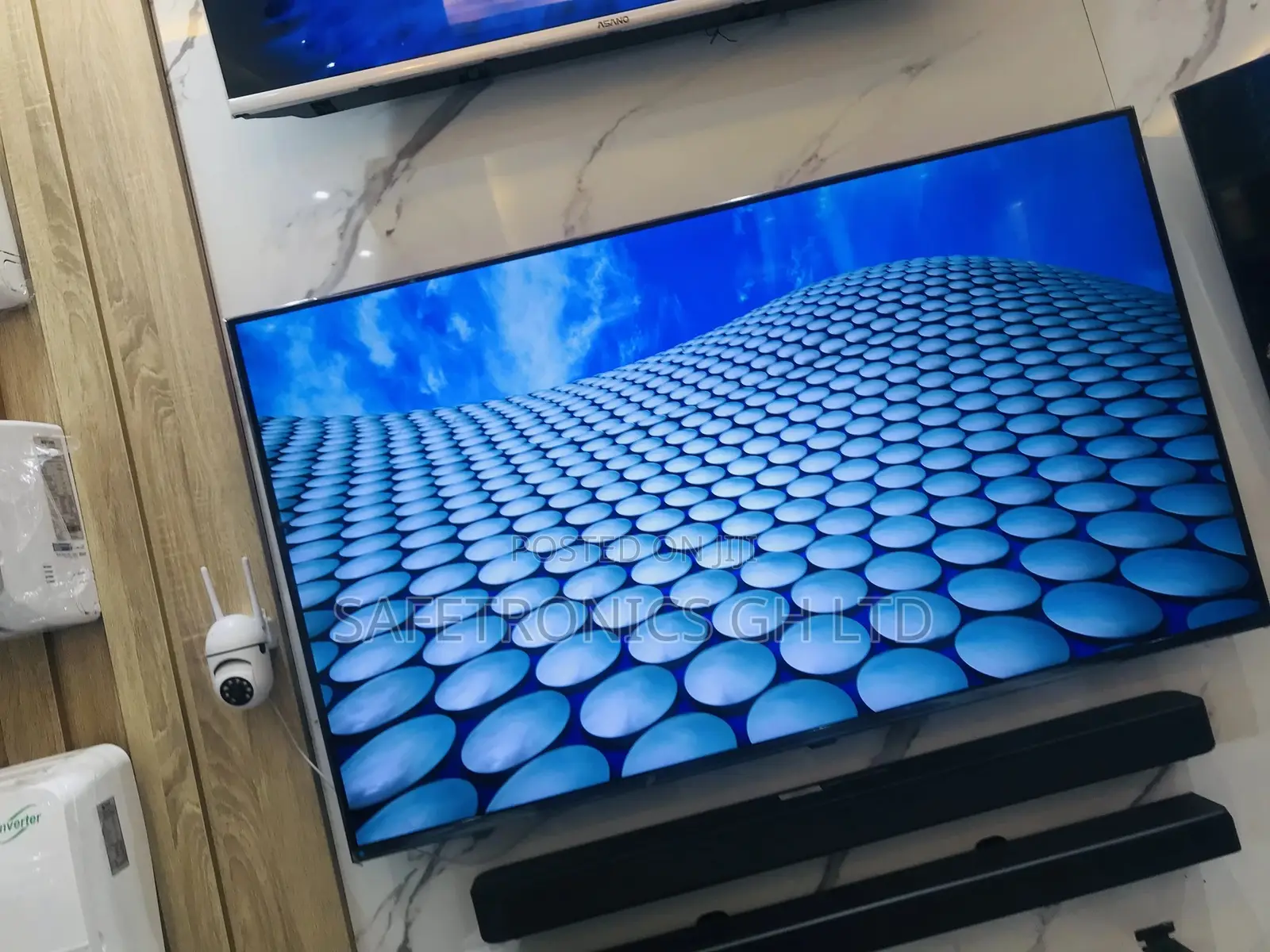 Cu80 Samsung 75 Inches Glossy Uhd Crystal Tv