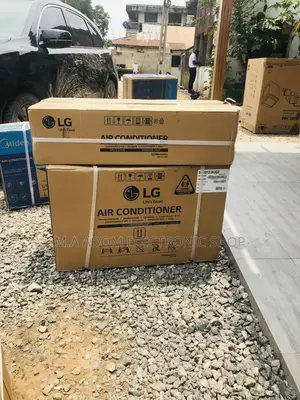 New LG 1.5HP Dual Cool Split Inverter Air Condition