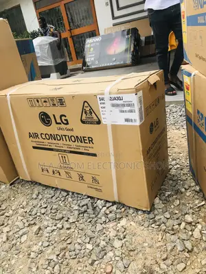 Come by LG 1.5HP Dual Cool Split Inverter Air Condition