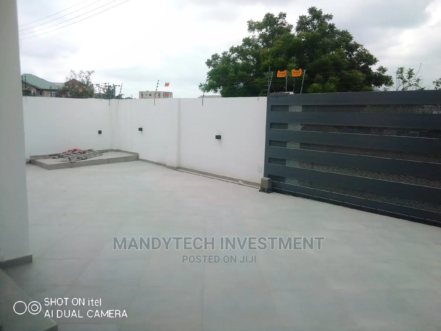 Furnished 4bdrm Mansion in School Junction for sale