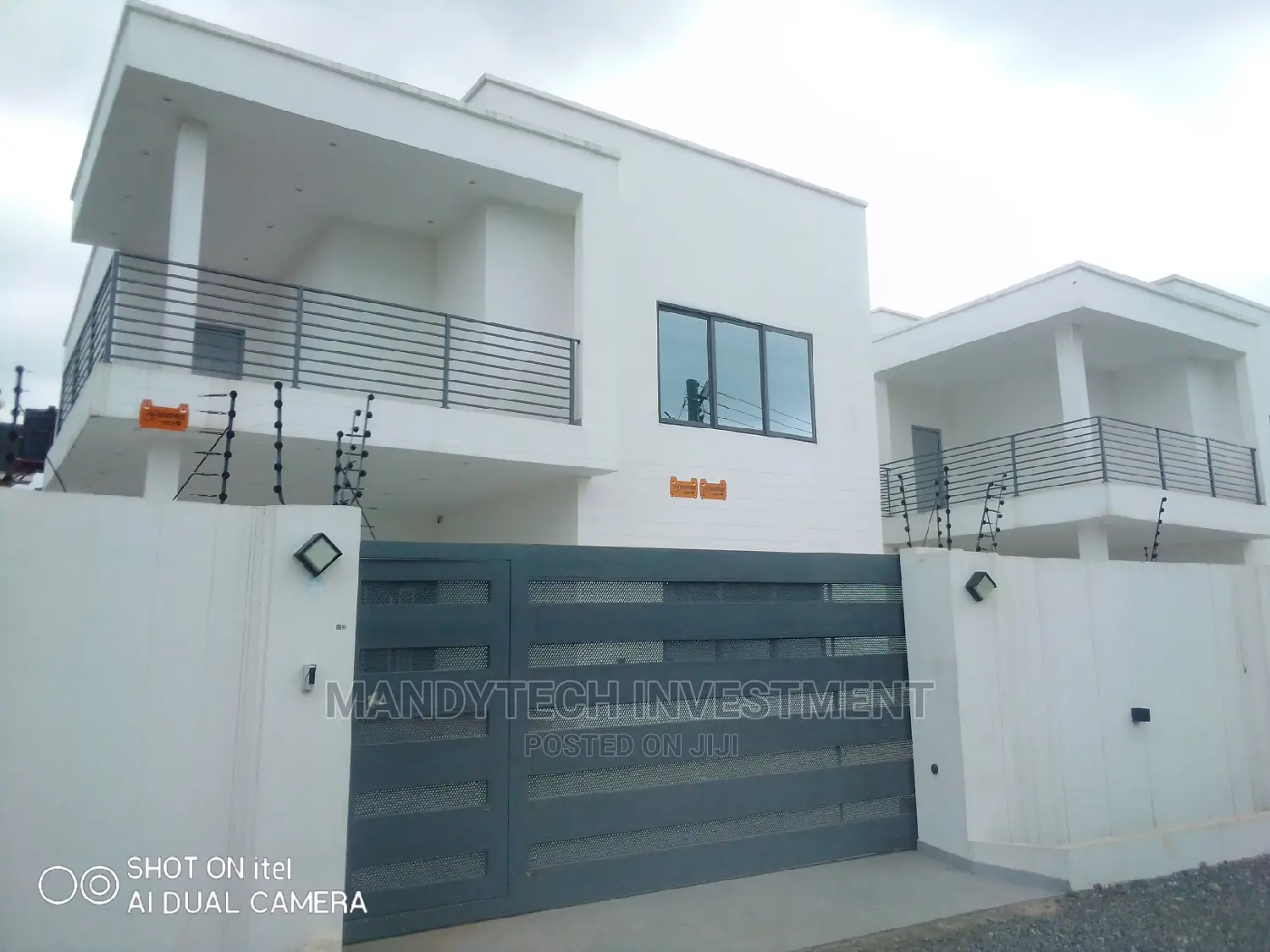 Furnished 4bdrm Mansion in School Junction for sale