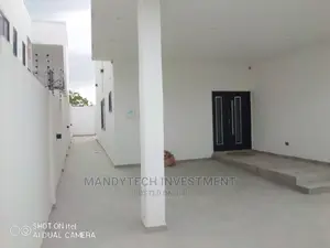 Furnished 5bdrm Duplex in School Junction for sale