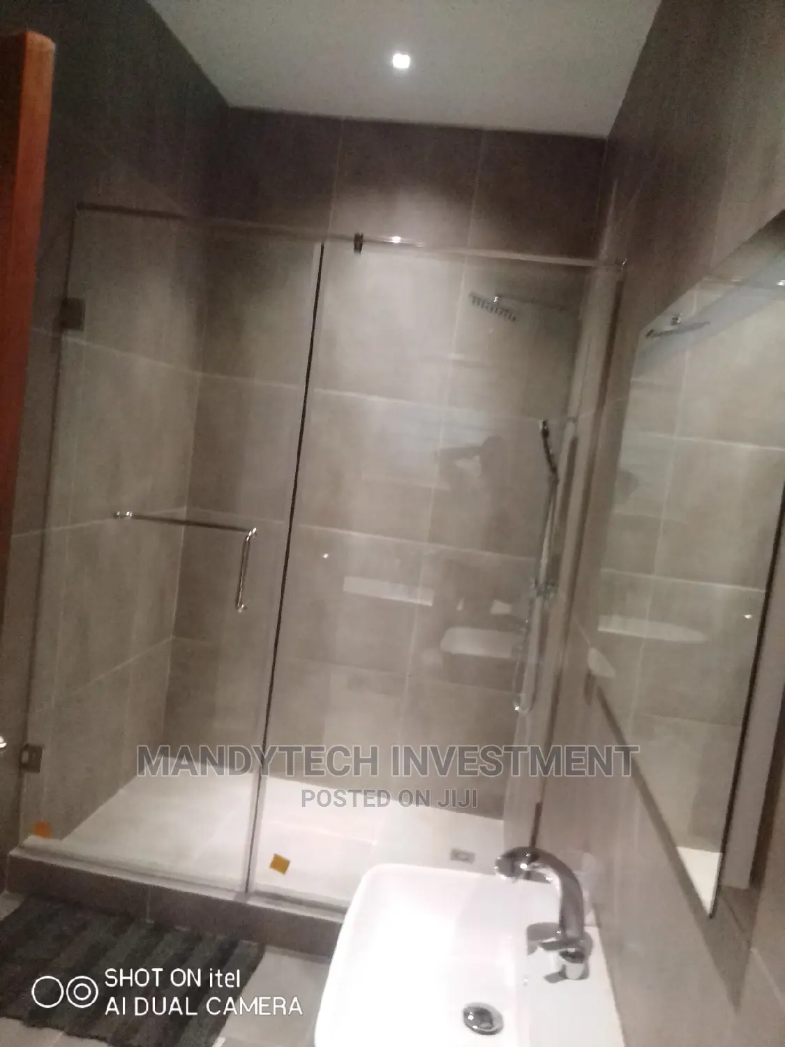Furnished 5bdrm Duplex in School Junction for sale