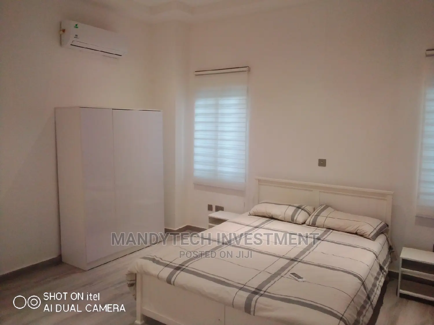 Furnished 5bdrm Duplex in School Junction for sale