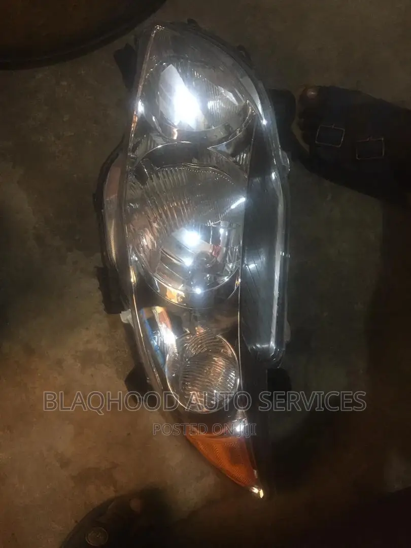 Toyota Corolla 2012-2013 Front HEADLIGHT Available