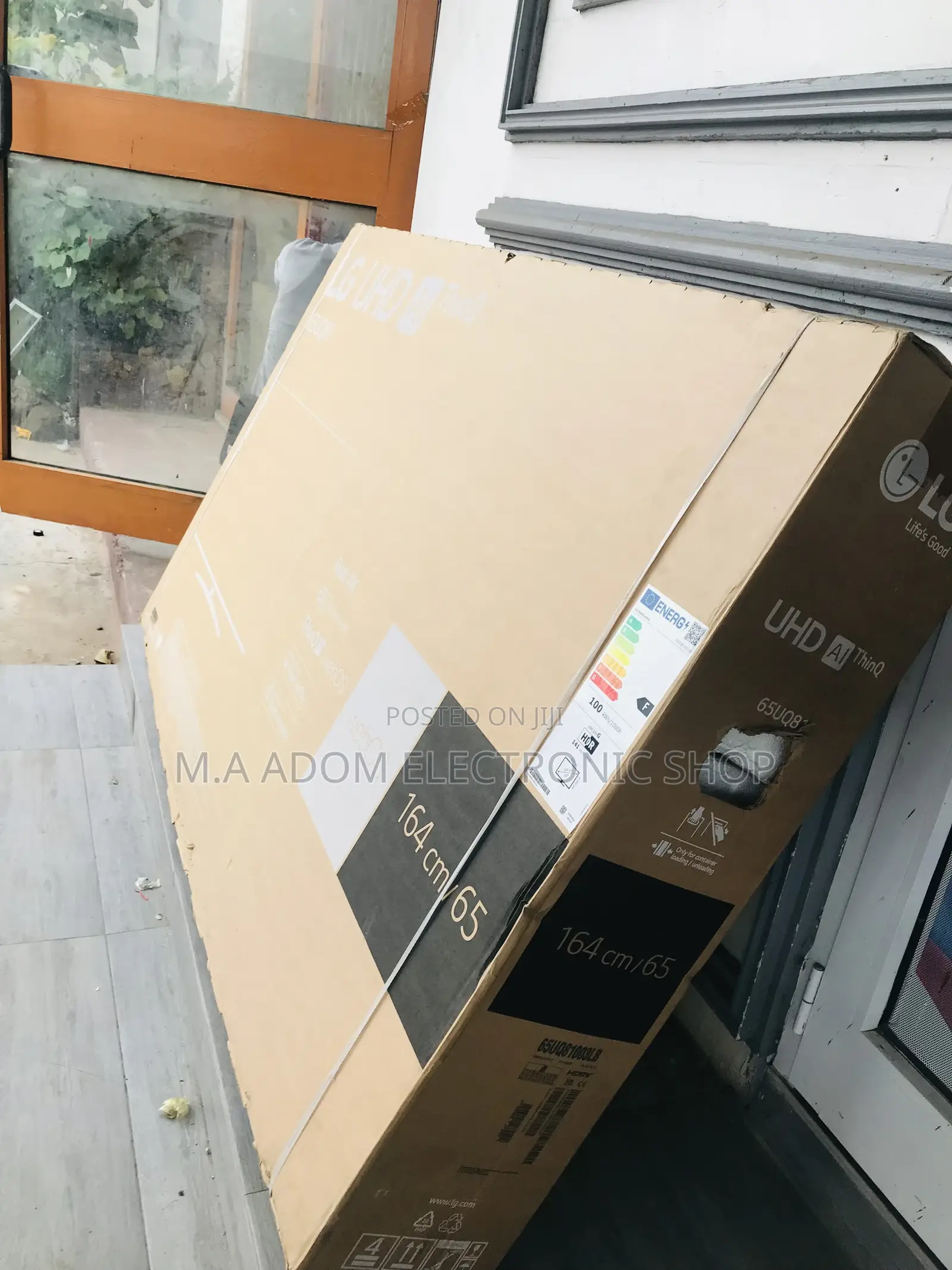 Good LG LED Uq81 65" Smart TV