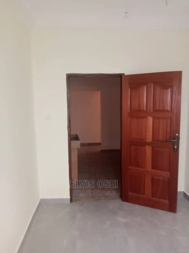 3bdrm Apartment in Ayigbe Town, Weija for rent