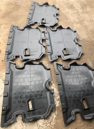 Mercedes Benz W204/W205 C250/C300 Engine Cover Available