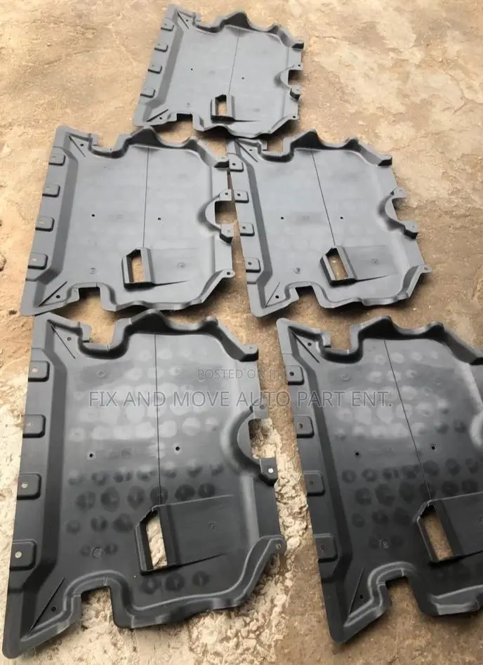 Mercedes Benz W204/W205 C250/C300 Engine Cover Available