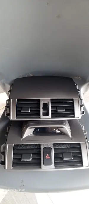 Toyota Corolla 2009 to 2013 a/C Vent or Dashboard Face