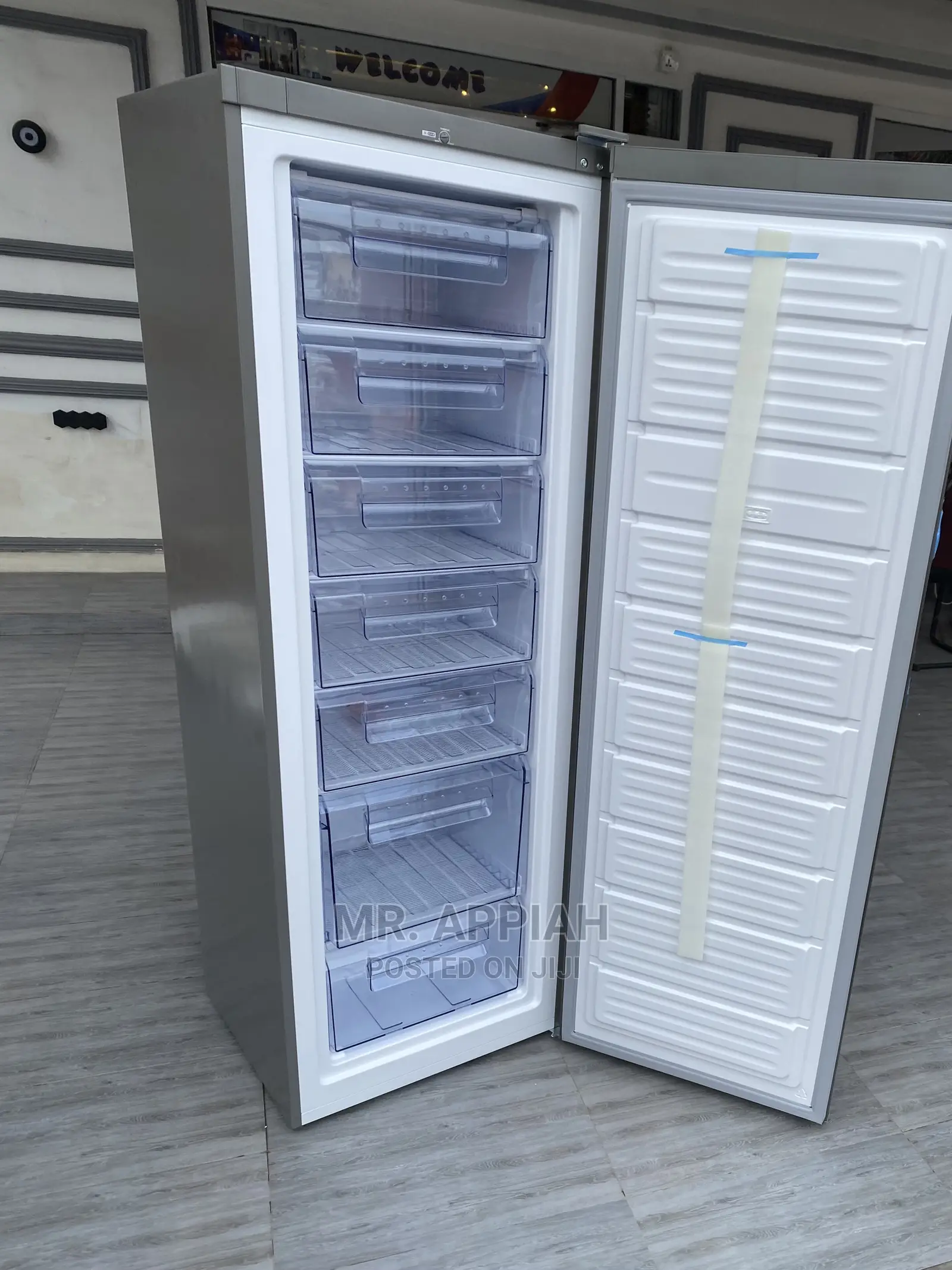 Sealed in Box  Pearl PUF-370 Upright Freezer(Gray) 