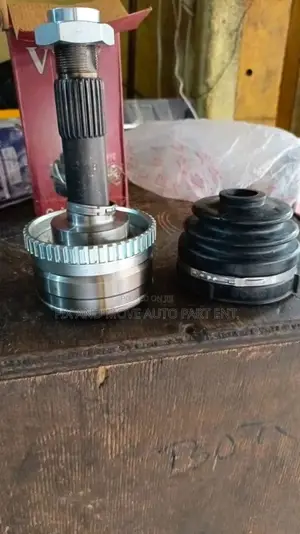 Mercedes Benz G-Wagon New DRIVE SHAFT HEAD in Stock