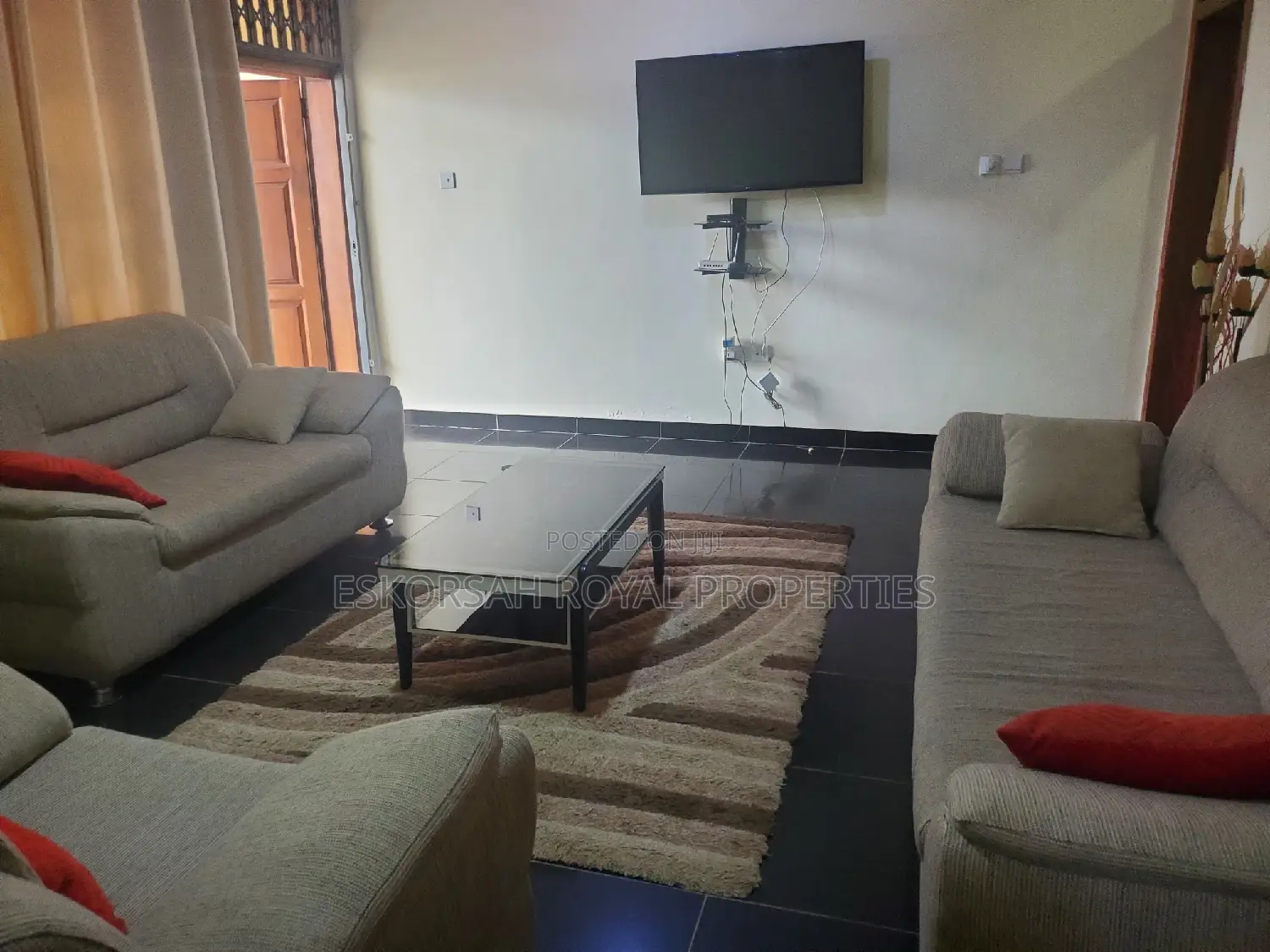 Furnished 2bdrm Apartment in West Trasacco, Adjiriganor for rent