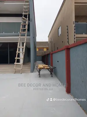 4bdrm House in Bee Decor And Homes, West Legon for sale