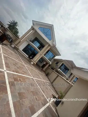 4bdrm Mansion in Bee Decor And Homes, West Legon for sale