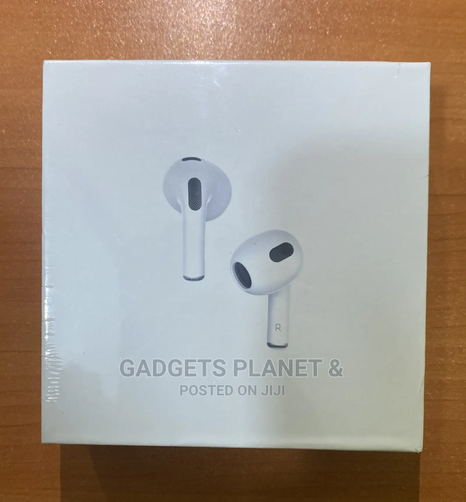Airpods (3rd Generation) With Magsafe Charging Case