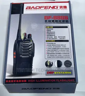 Baofeng Walkie-Talkie 2 in 1 With Earpiece