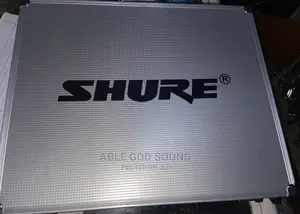 Shure Case Wireless Microphone UHF