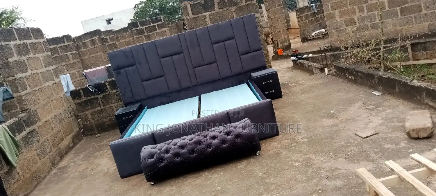 Classic King Size Bed Frame With Side Drowar In Good Shape