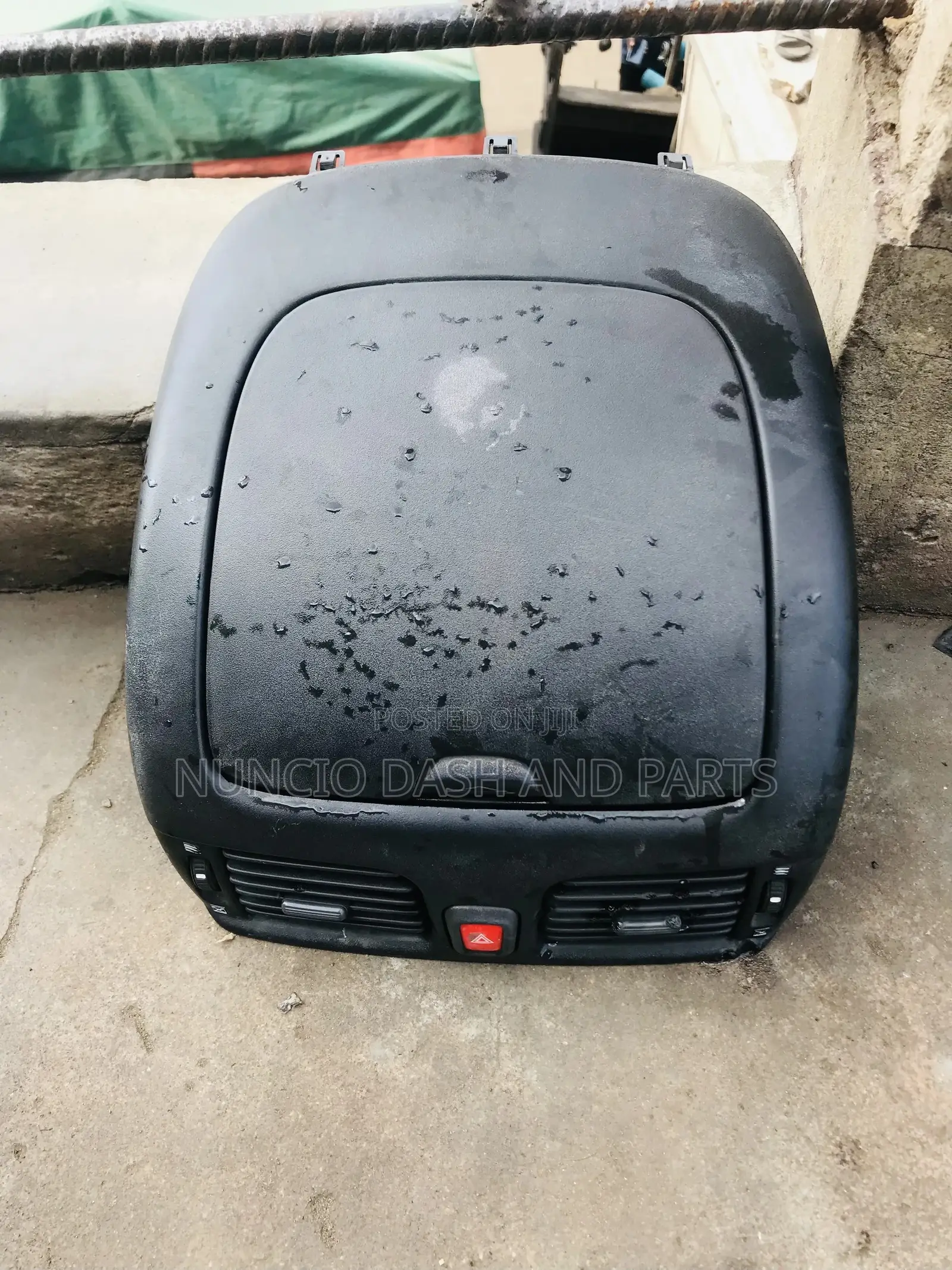 Nissan Almera Dashboard Top Vent