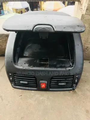 Nissan Almera Dashboard Top Vent