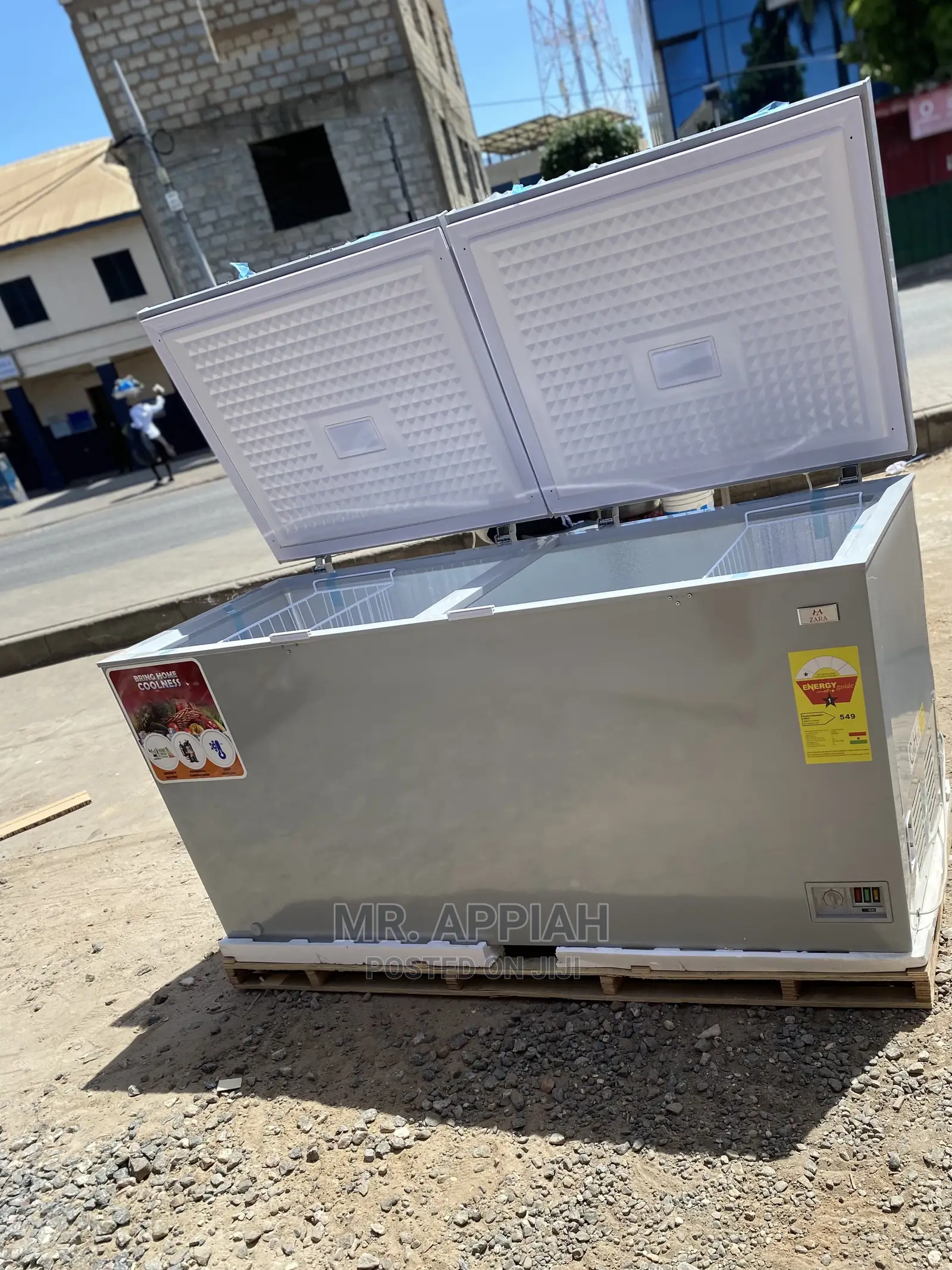 Sealed in Box  Zara 725cfs Double Door Chest Freezer(725L)