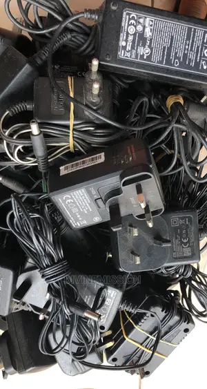 Uk Used 12v,3a,2.5a,2a.Adapters With 3 Pin