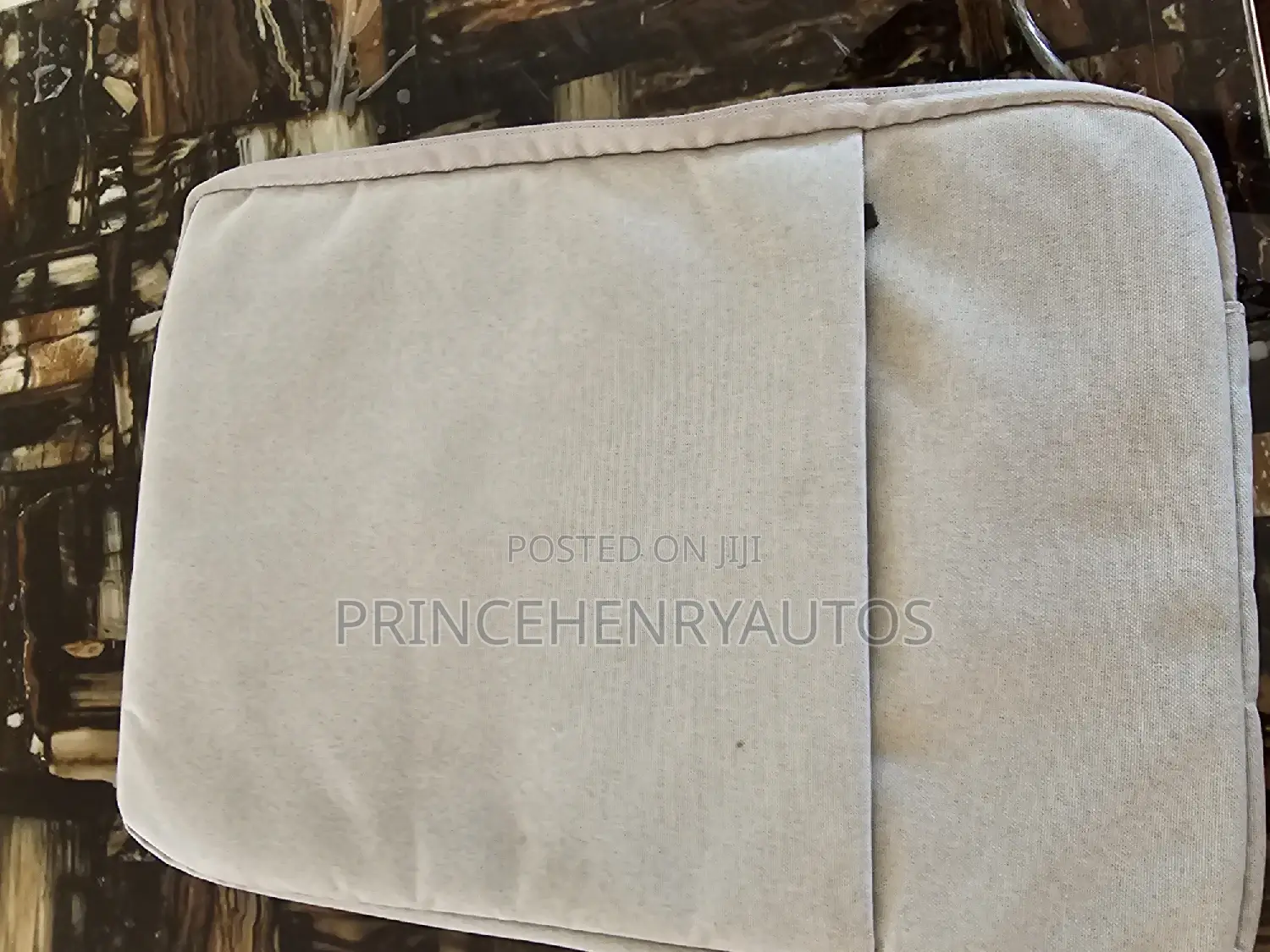 Ash Zipper Sleeve 13'' for Laptops