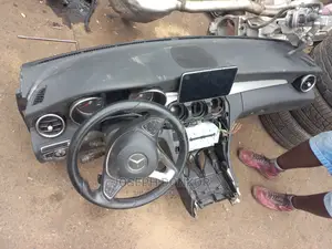 W205 C300 2015,2016,2017,2018,2019,2020 Dashboard