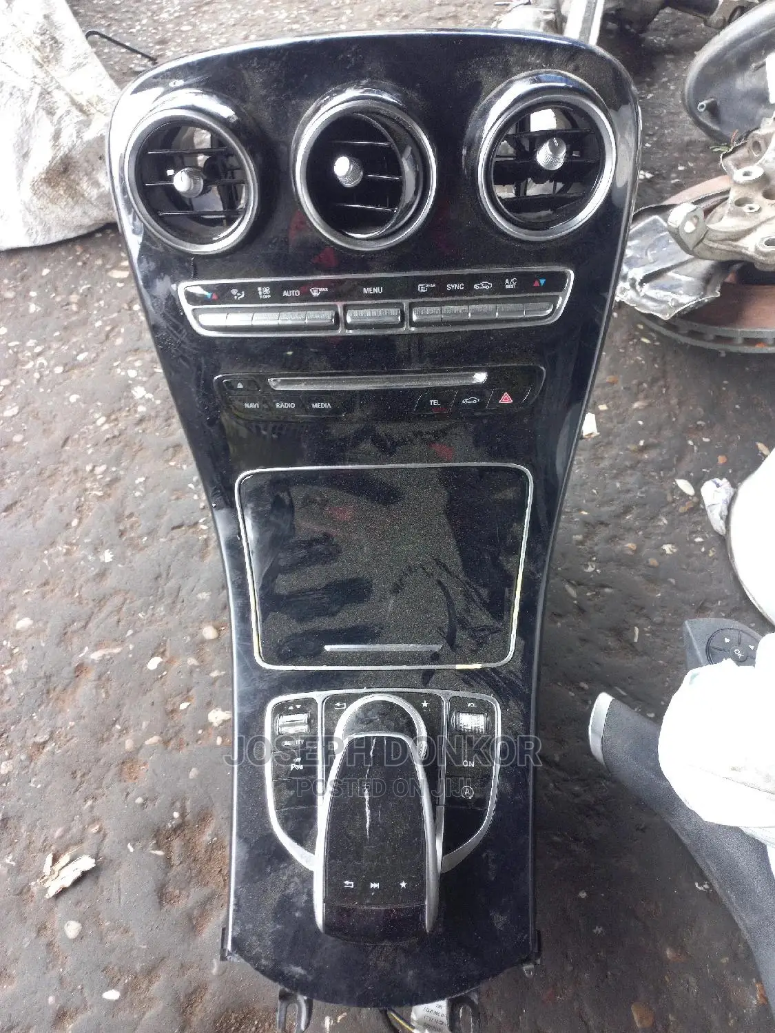 W205 C300 2015,2016,2017,2018,2019,2020 Dashboard