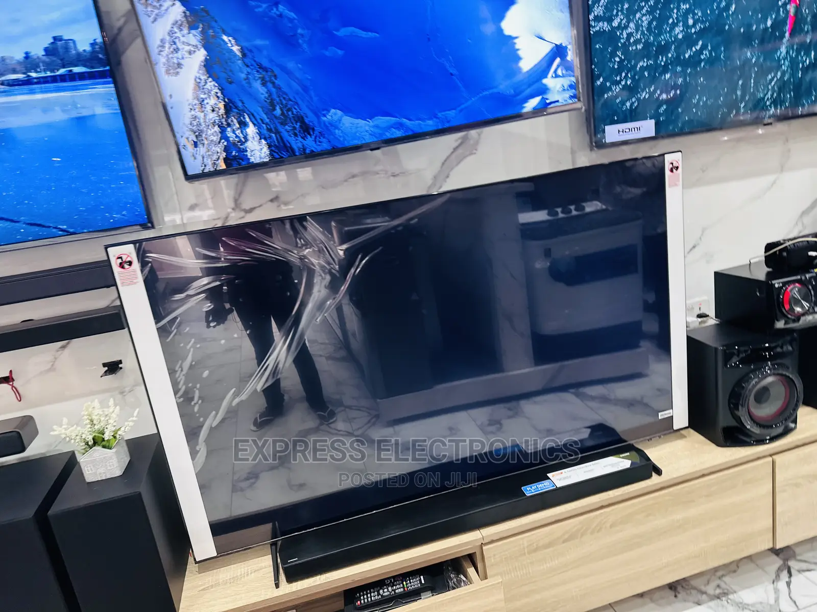 55QN90B (QLED )Experience Clear Vivid Colors Samsung