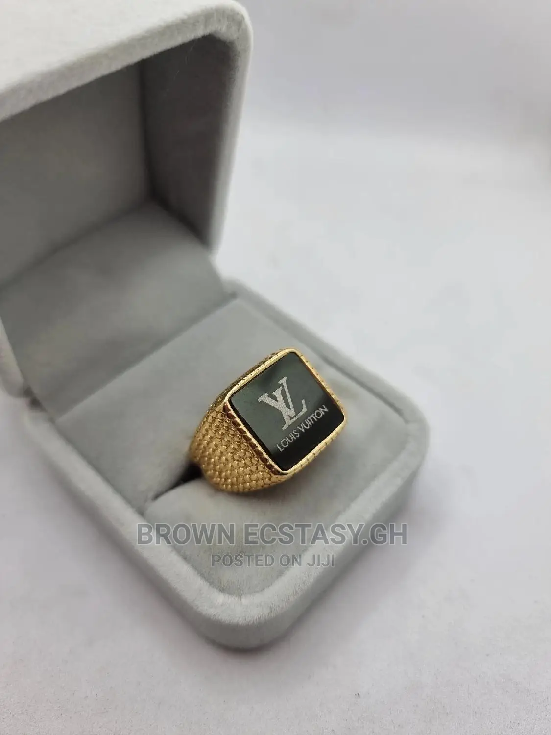 Louis Vuitton Ring