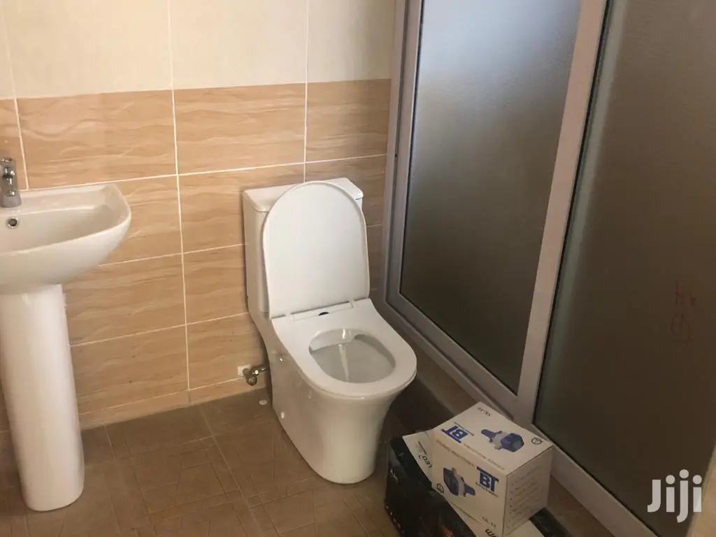 4bdrm House in Bronko Housing, Accra Metropolitan for rent