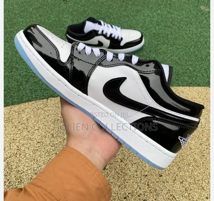 Jordan 1 Low Mirror