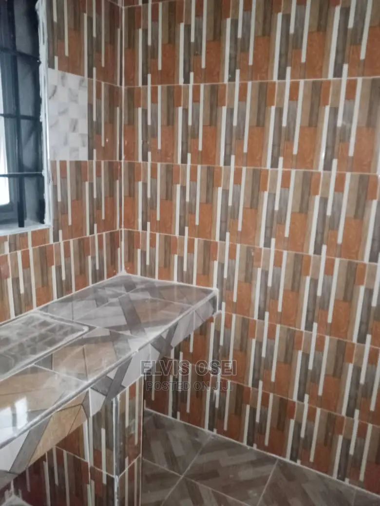 1bdrm Apartment in Weija Ayigbe Town for rent