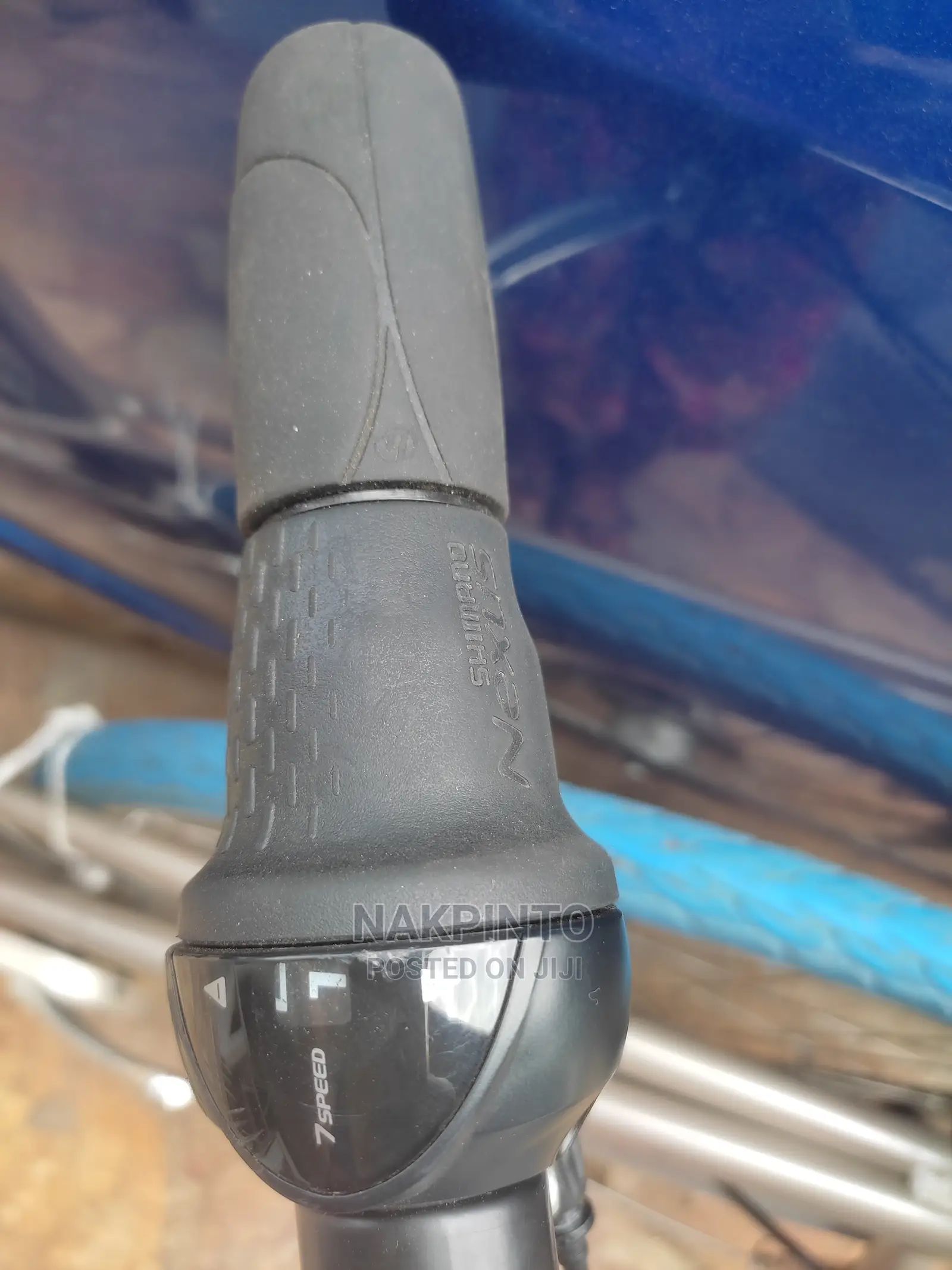 Swapfiets Deluxe 7 Cyclist Bicycle
