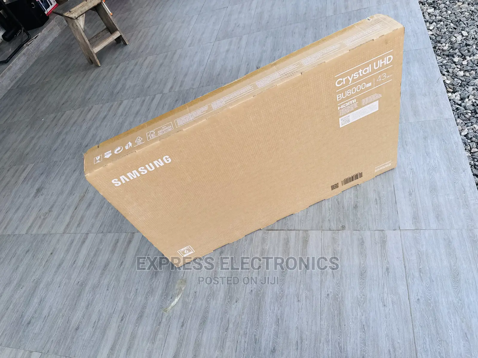 Lovely  Sleek Samsung UHD Smart Samsung 43”Bu8072 Tv 