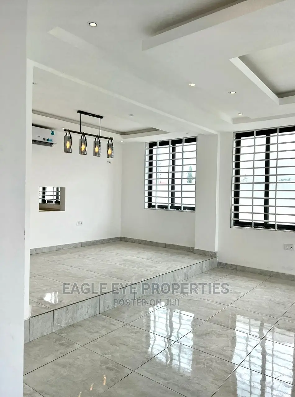 4bdrm House in East Legon for sale