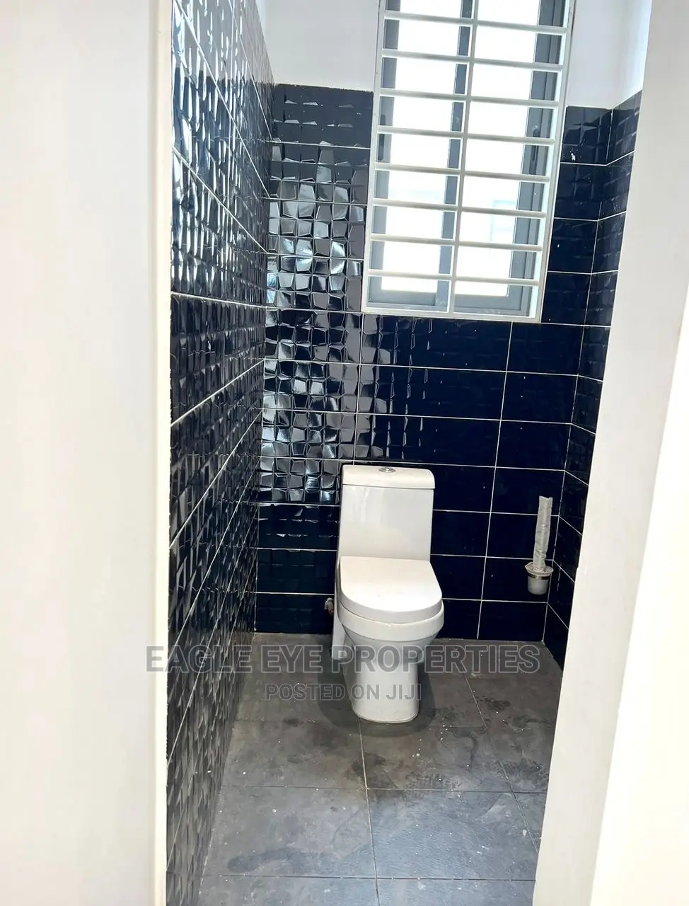 4bdrm House in East Legon for sale