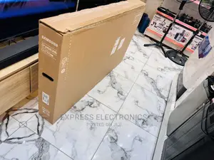 Bu8000 Series UHD Smart Samsung 55” Glossy Black Screen
