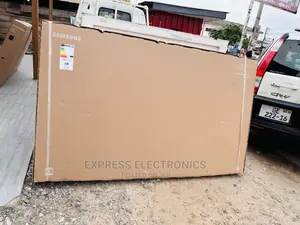 Lovely  85”Bu8000 UHD Glossy Samsung Smart Tv