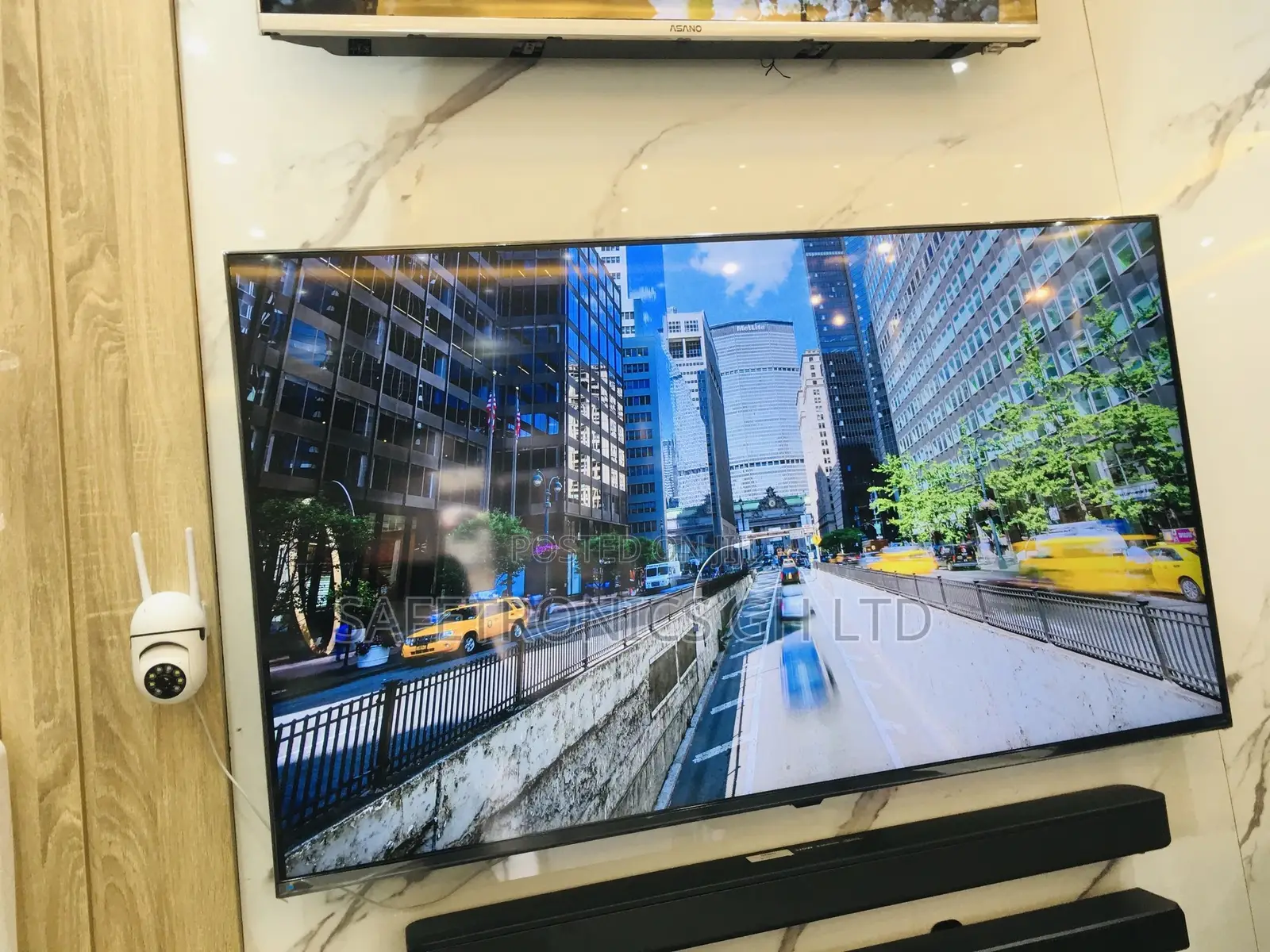 Adjustable LG ZXPVA 88 Inches Glossy Oled Tv