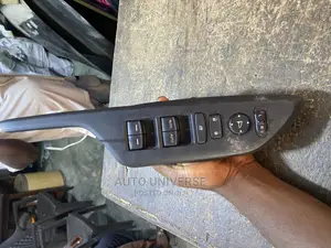 Honda Civic 2016 to 2018 Master Switch Available