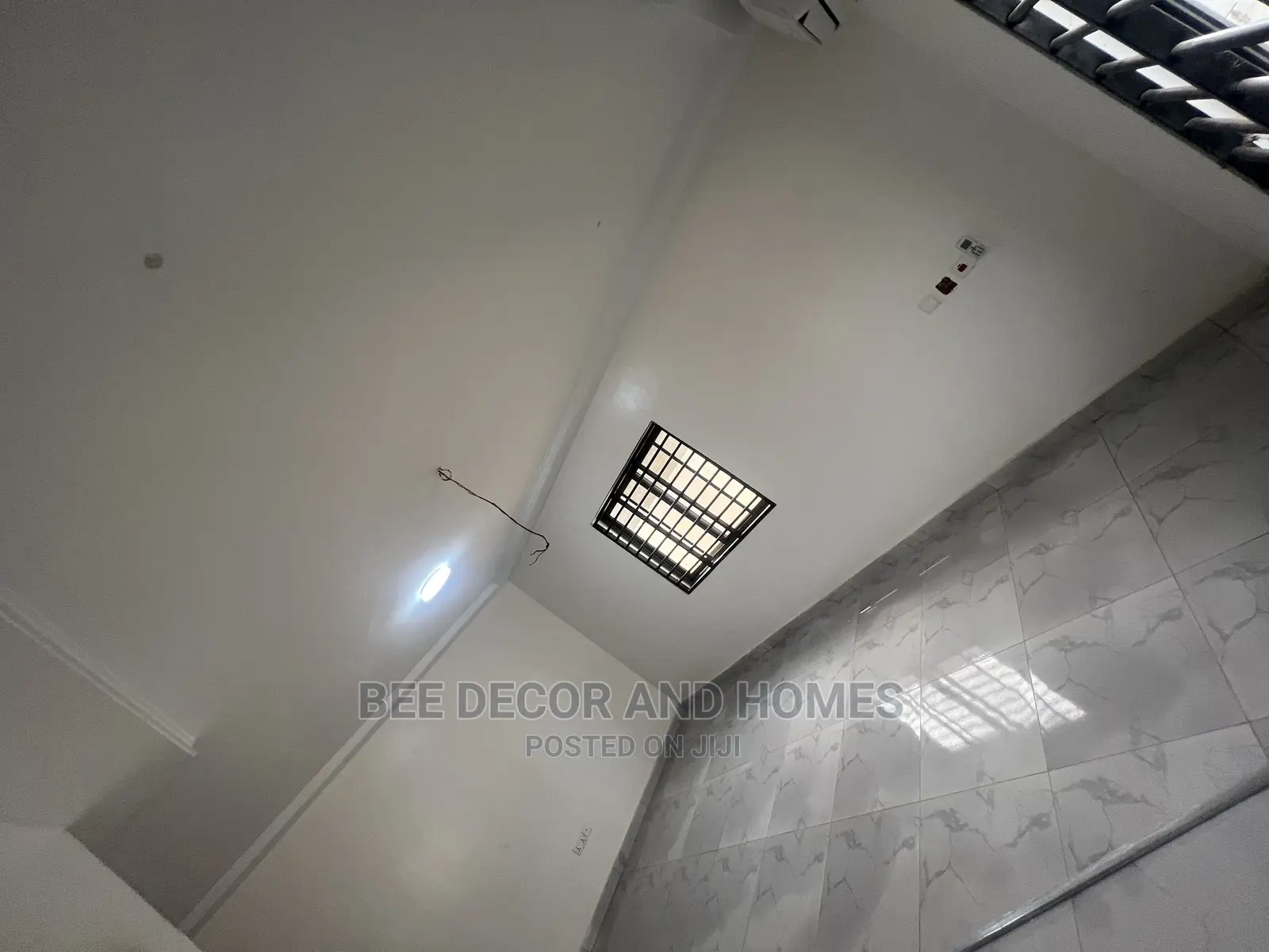 3bdrm House in Bee Decor And Homes, Adenta for sale