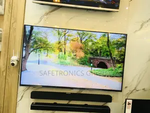  LED Glossy 43 Inches BU80  Samsung Tv