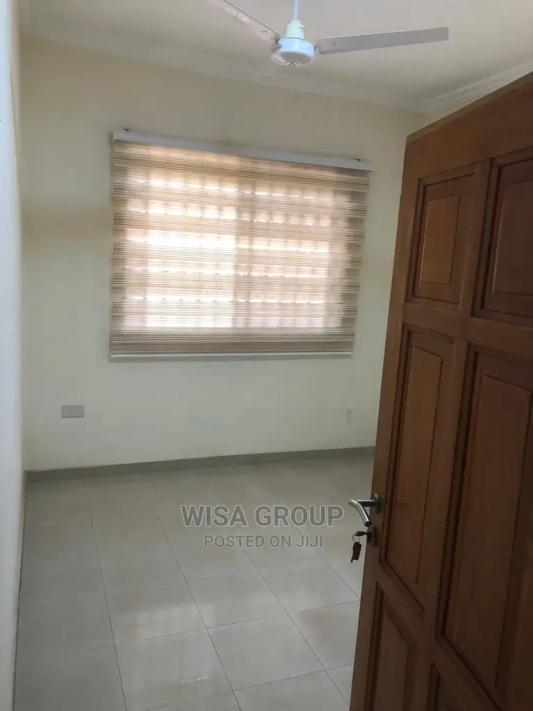 Furnished 6bdrm Duplex in Wisa Groups, Accra Metropolitan for rent